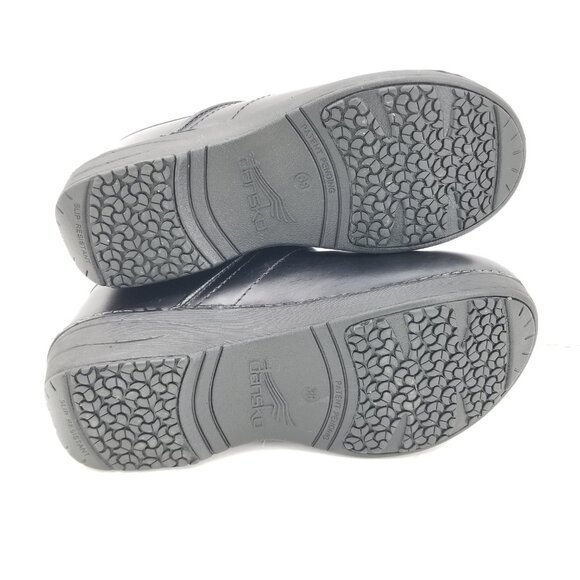 Dansko XP 2.0 Women's Clogs Black Nursing Waterproof Pull Up 36 Wide - Picture 8 of 10